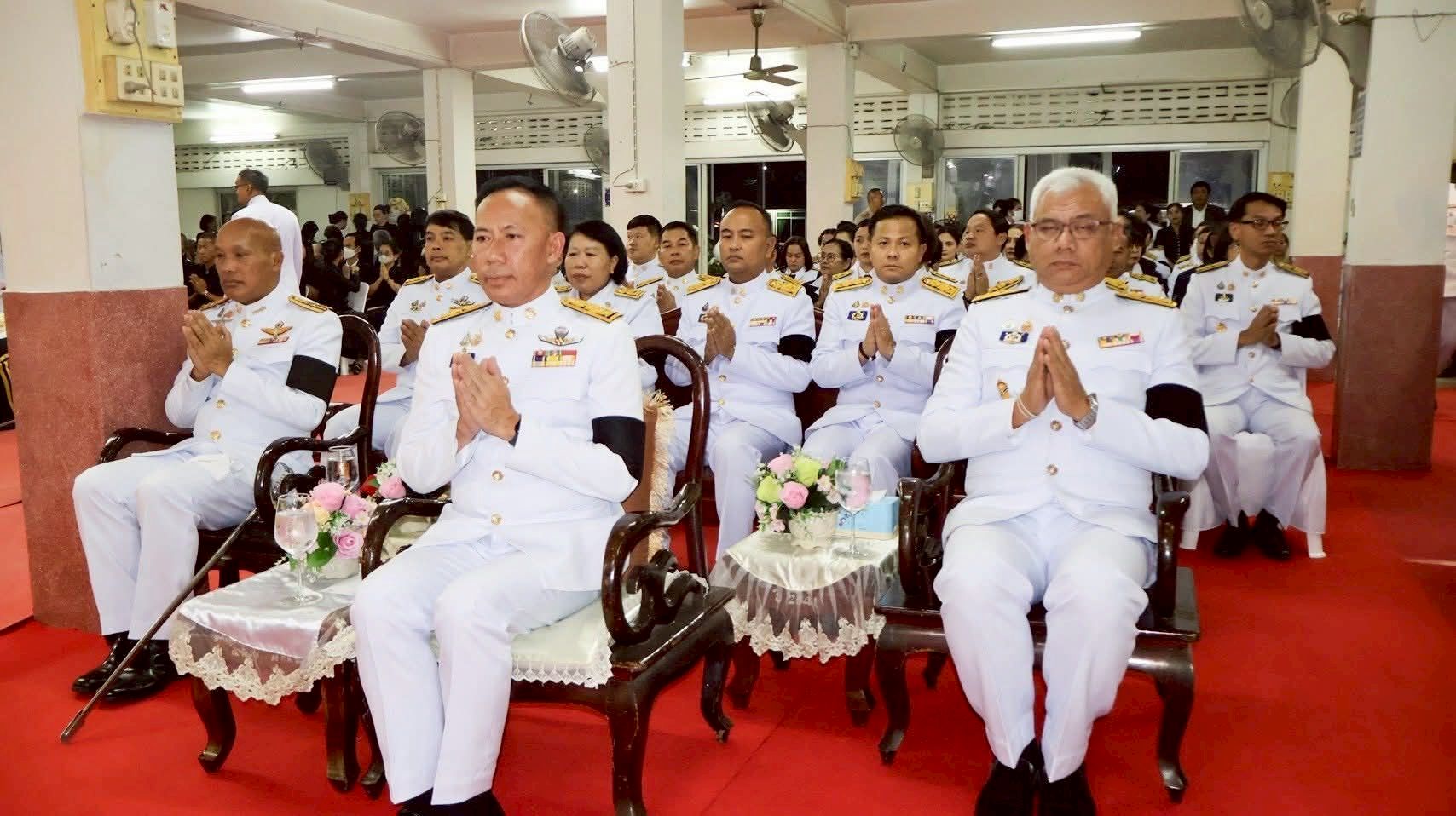 title - วันจันทร์ที่ 29 ธันวาคม 2568 เวลา 19.30 น. ณ สถานที่ประกอบพิธีวัดแจ้ง ตำบลหน้าเมือง อำเภอเมืองปราจีนบุรี จังหวัดปราจีนบุรี นายวิทูล ประดิษฐบุญ ปฏิรูปที่ดินจังหวัดปราจีนบุรี  มอบหมายให้ ข้าราชการ พนักงานราชการ ส.ป.ก.ปราจีนบุรี เข้าร่วมพิธี สวดพระอภิธรรม  จ่าสิบเอก พีรยุทธ น้าวิลัยเจริญ สังกัดกองพันทหารปืนใหญ่ที่ 2 กรมทหารปืนใหญ่ที่ 2  รักษาพระองค์ ที่ได้เสียสละชีวิตจากการปะทะที่แนวชายแดนบ้านหนองจาน จังหวัดสระแก้ว  เมื่อวันเสาร์ที่ 27 ธันวาคม 2568